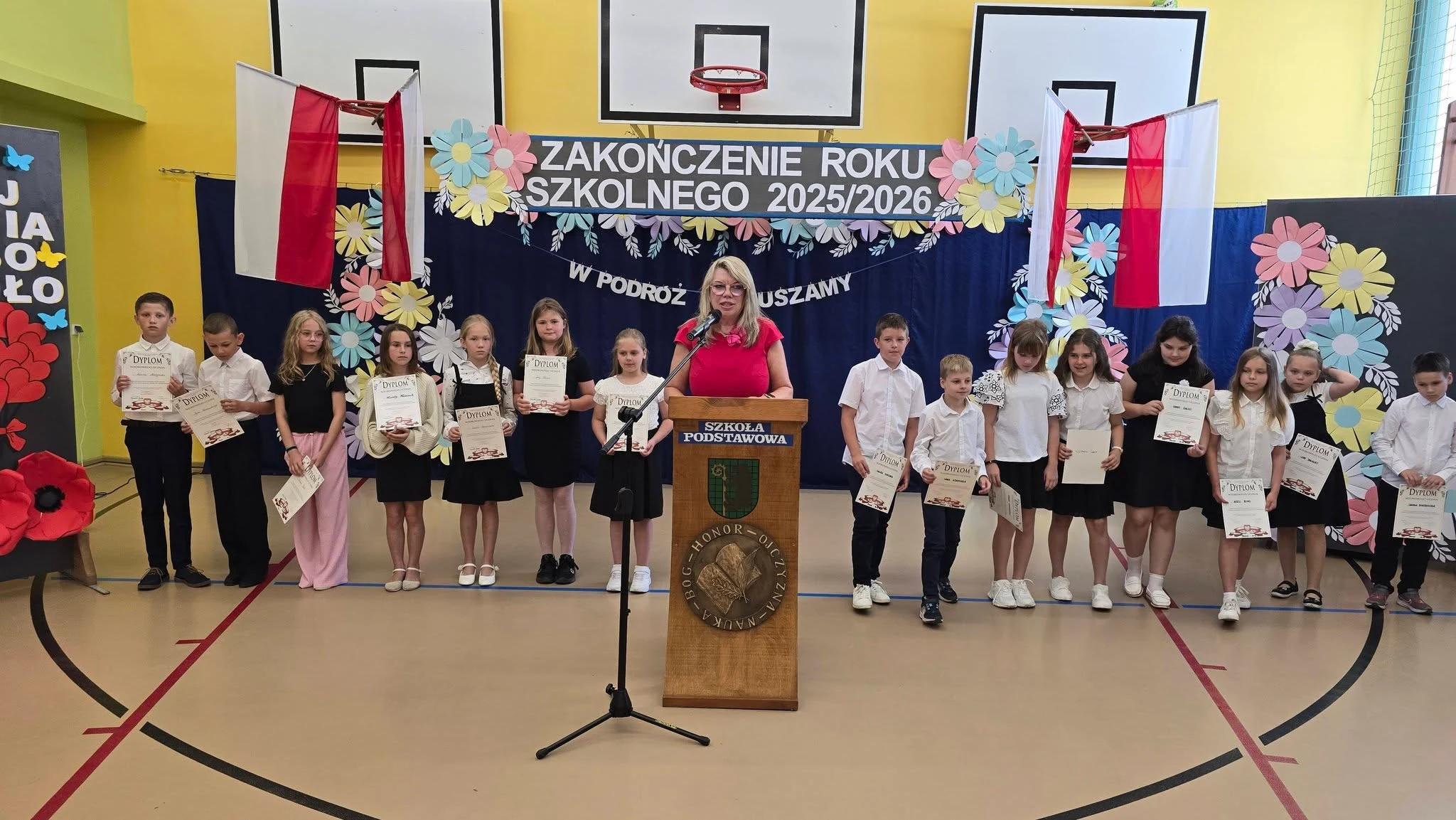 Reszel pożegnał rok szkolny 2025/2026. Nagrody dla wyróżnionych uczniów — zdjęcie 14