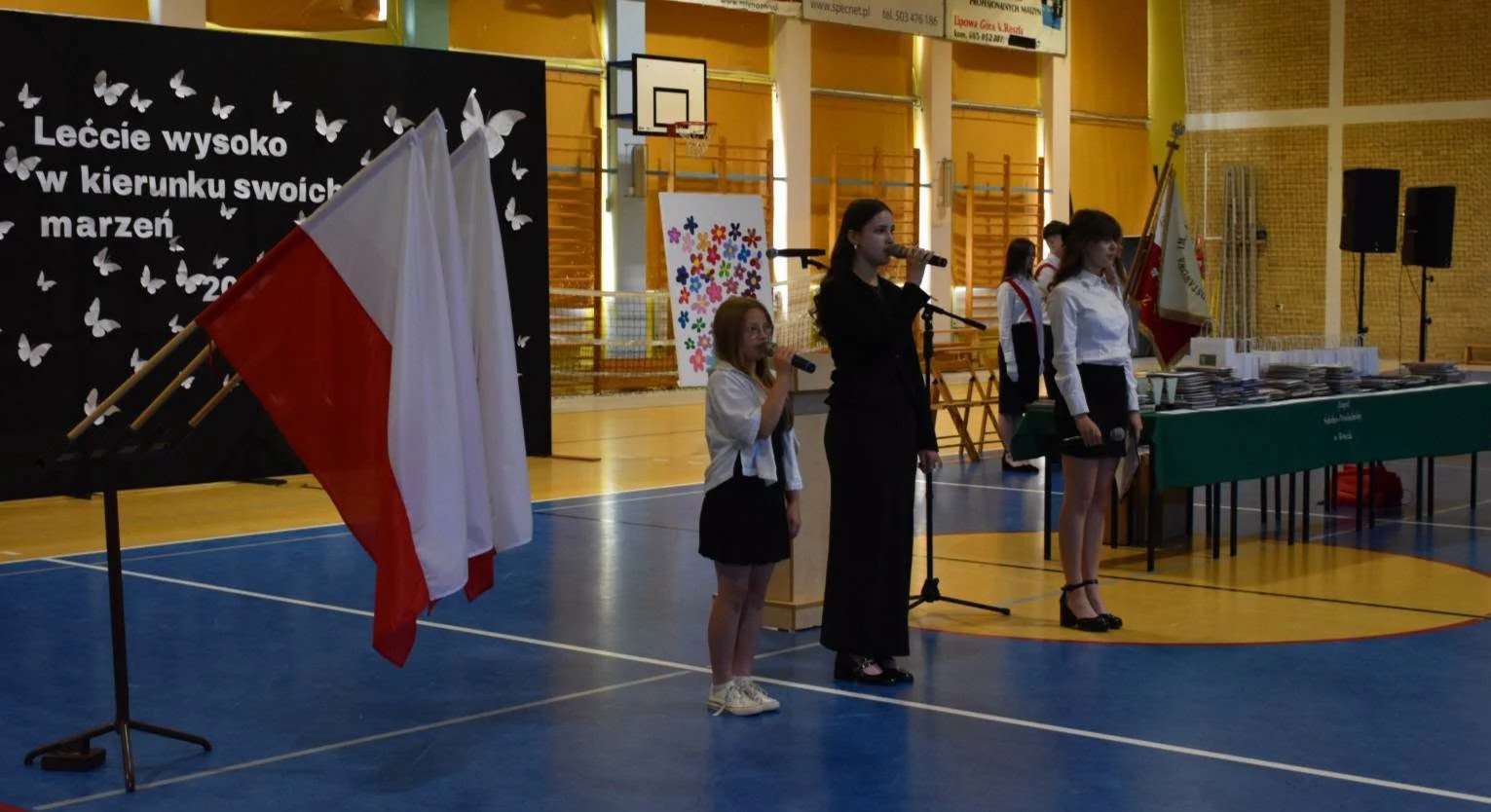 Reszel pożegnał rok szkolny 2025/2026. Nagrody dla wyróżnionych uczniów — zdjęcie 25