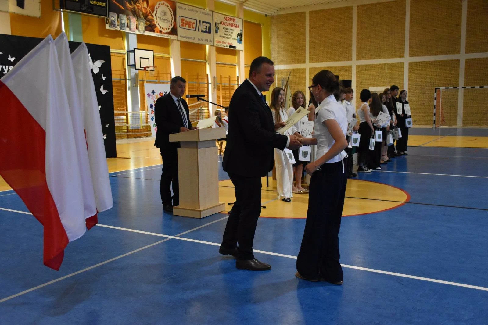 Reszel pożegnał rok szkolny 2025/2026. Nagrody dla wyróżnionych uczniów — zdjęcie 29