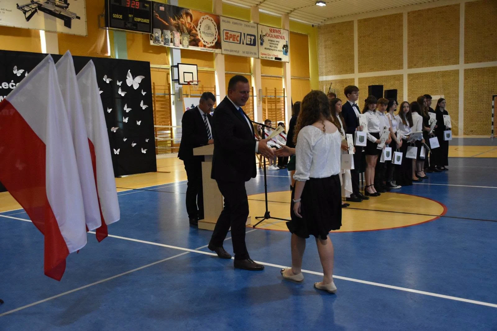 Reszel pożegnał rok szkolny 2025/2026. Nagrody dla wyróżnionych uczniów — zdjęcie 31