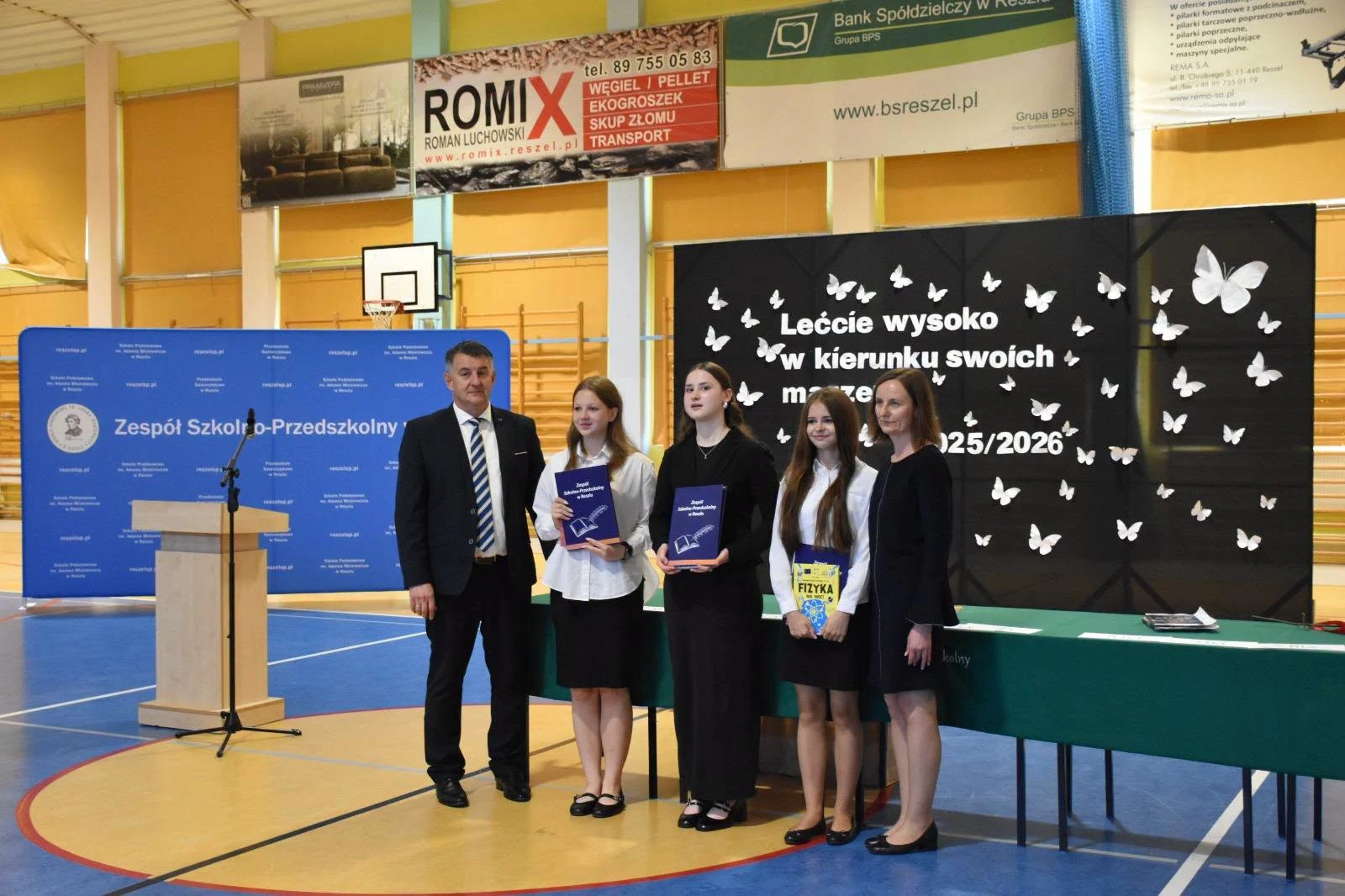 Reszel pożegnał rok szkolny 2025/2026. Nagrody dla wyróżnionych uczniów — zdjęcie 39